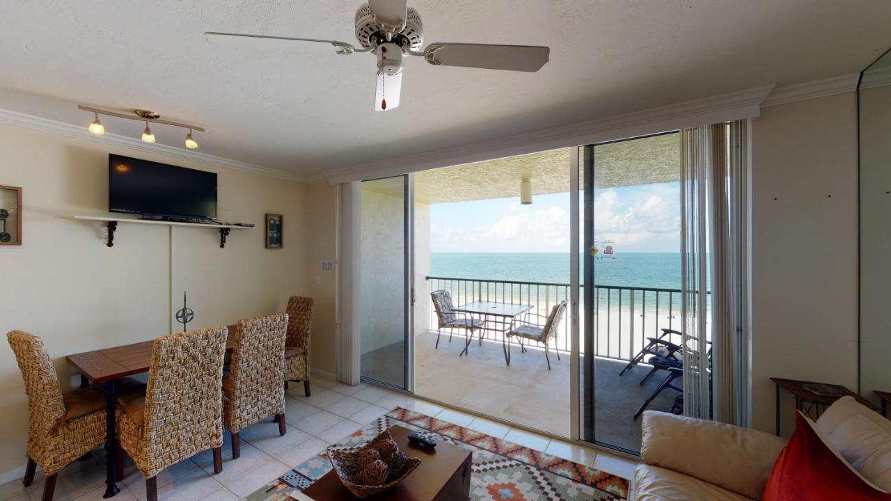 Beachfront At The Apollo Where The Famous Sunsets Never Get Old! Marco Island Eksteriør billede